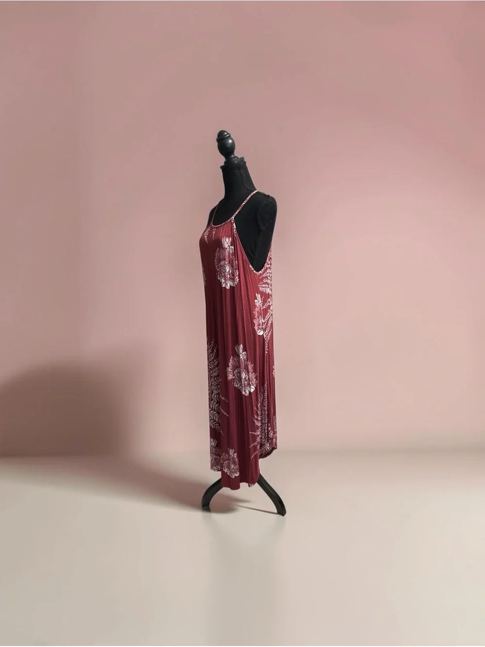 Kahulale’a Palapalai and Lehua Dress in Mauve